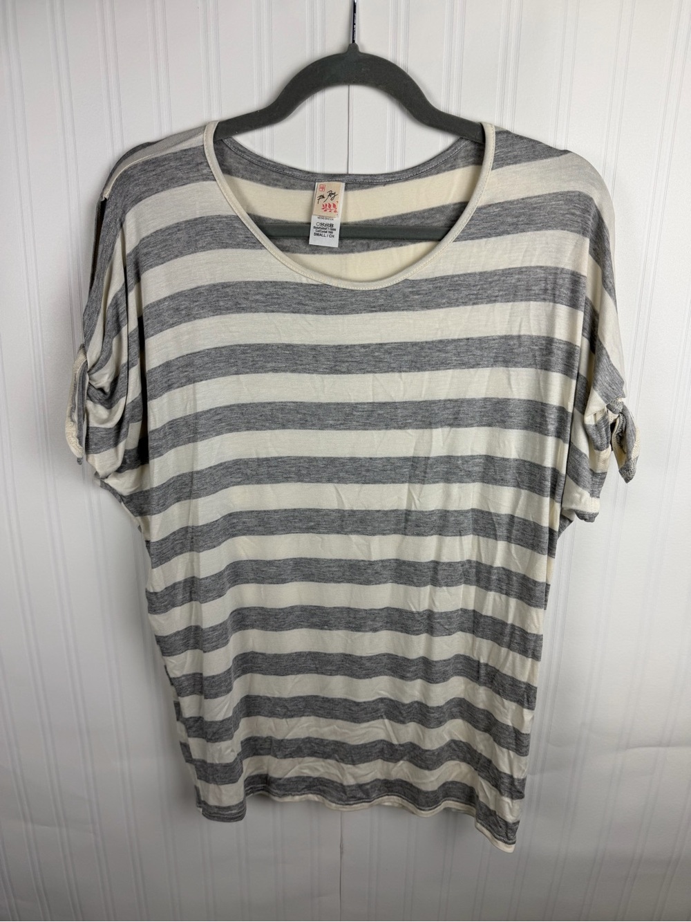 7th Ray Gray & Cream Striped Short Sleeve Top